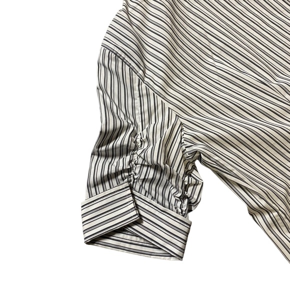 Ann Taylor Womans Short Sleeve Button Up - Picture 3 of 5